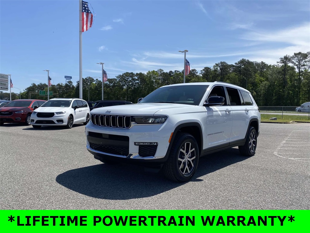 2025 Jeep Grand Cherokee Limited photo 3