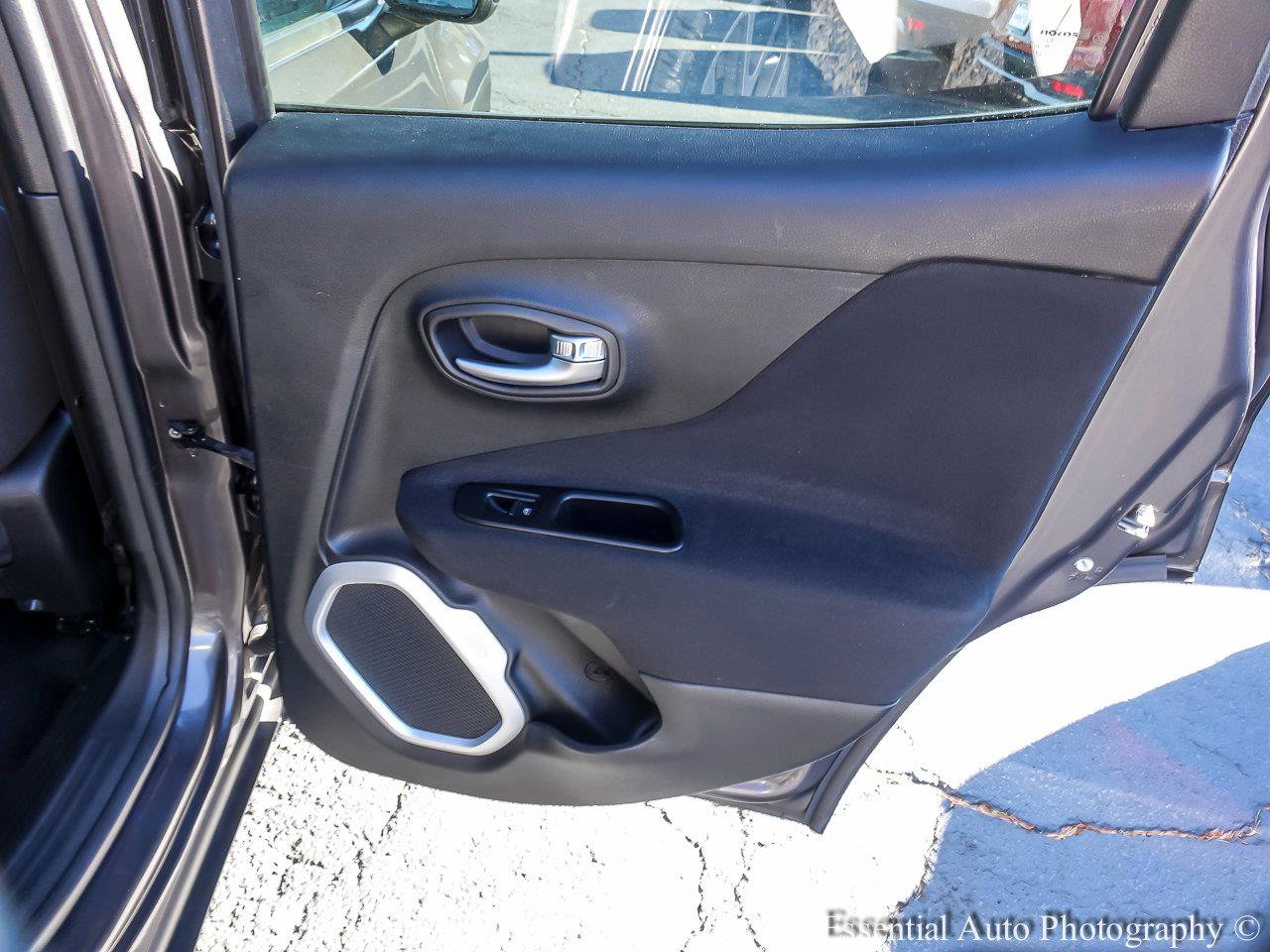 2018 JEEP RENEGADE - Image 19