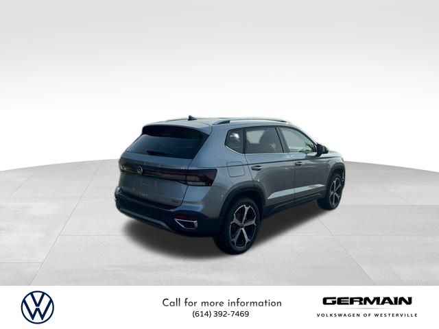2025 Volkswagen Taos SEL photo 4