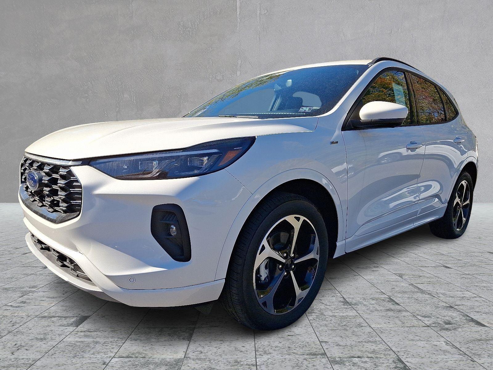 2024 Ford Escape ST-Line Elite photo 3