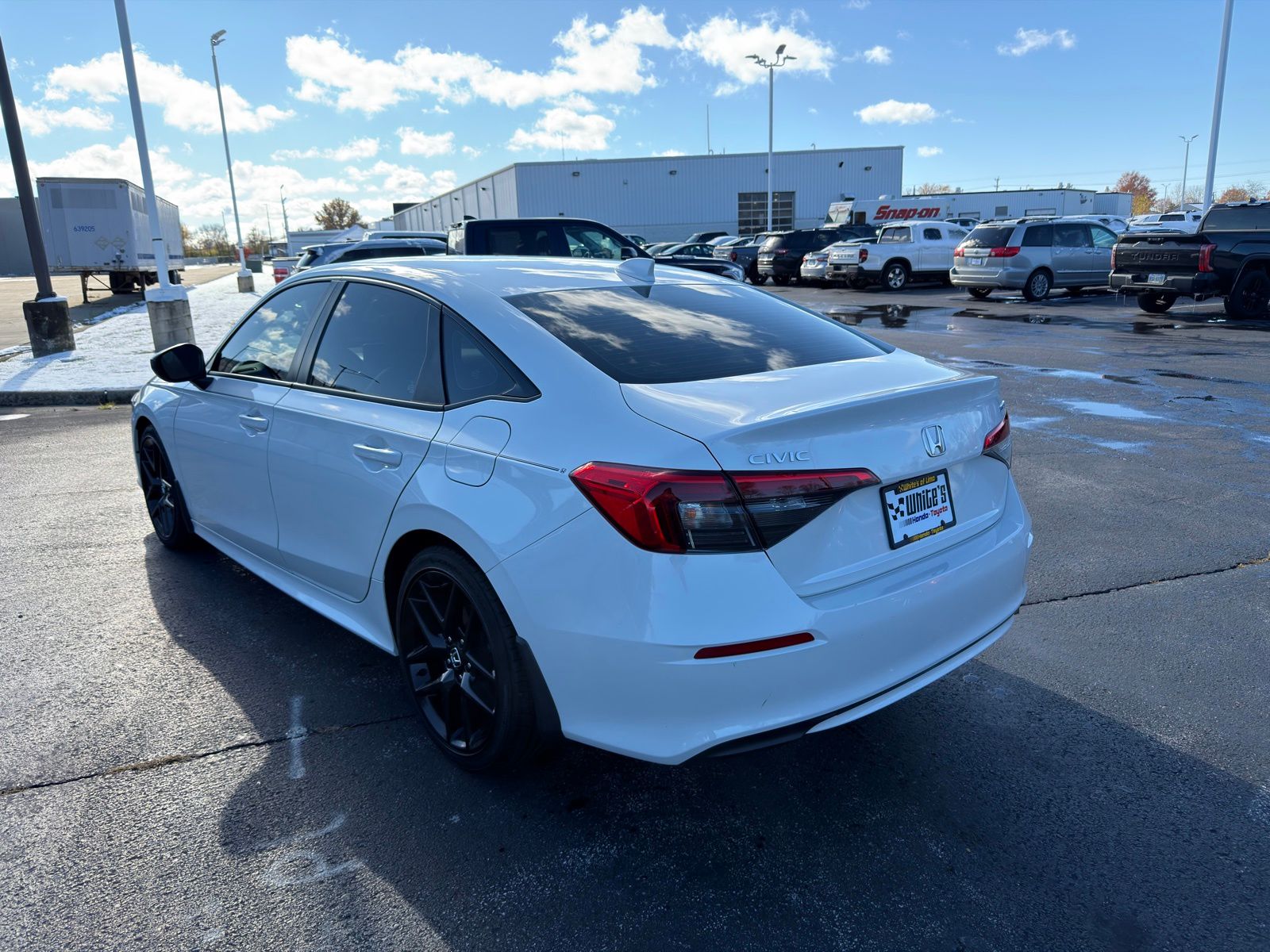 2023 Honda Civic Sport photo 4