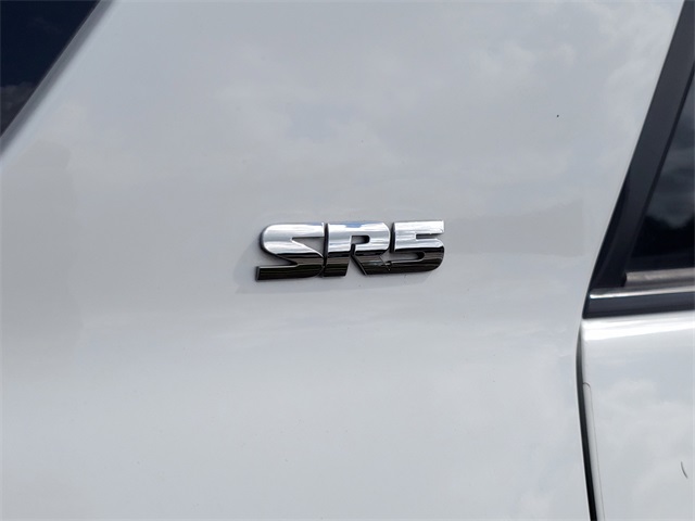 2017 Toyota 4Runner SR5 Premium photo 6