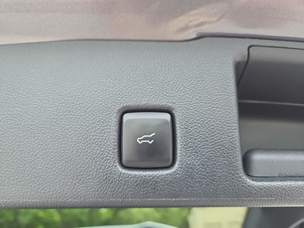 2023 Ford Escape ST-Line Select photo 10