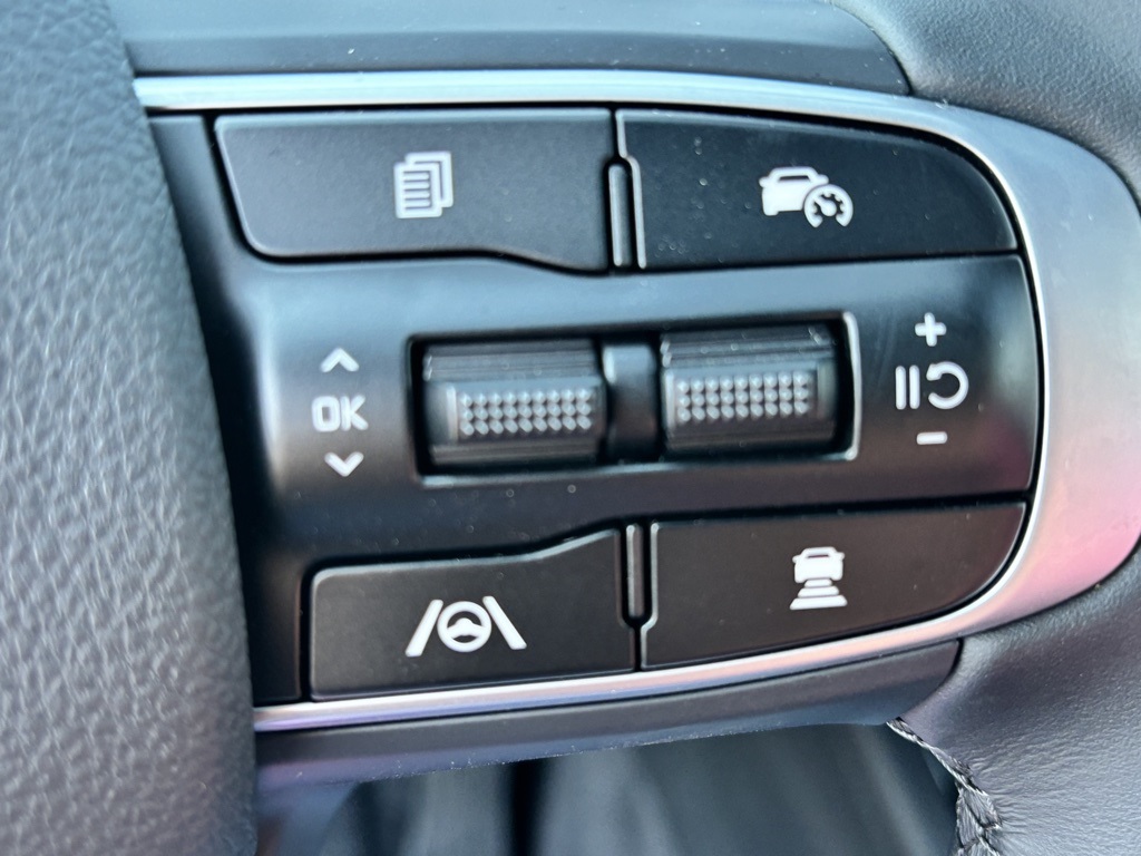 2026 Kia K5 GT-Line photo 10
