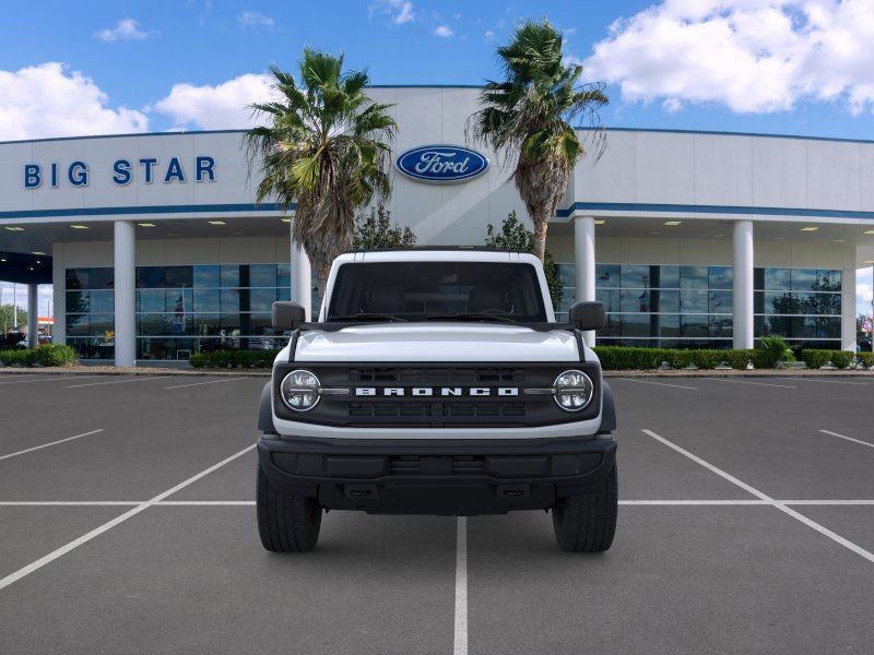2025 Ford Bronco Base photo 3