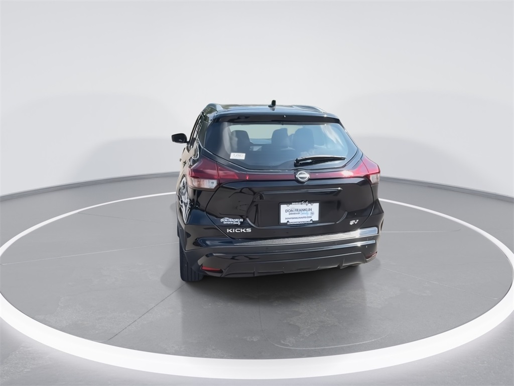 2024 Nissan Kicks SV photo 7