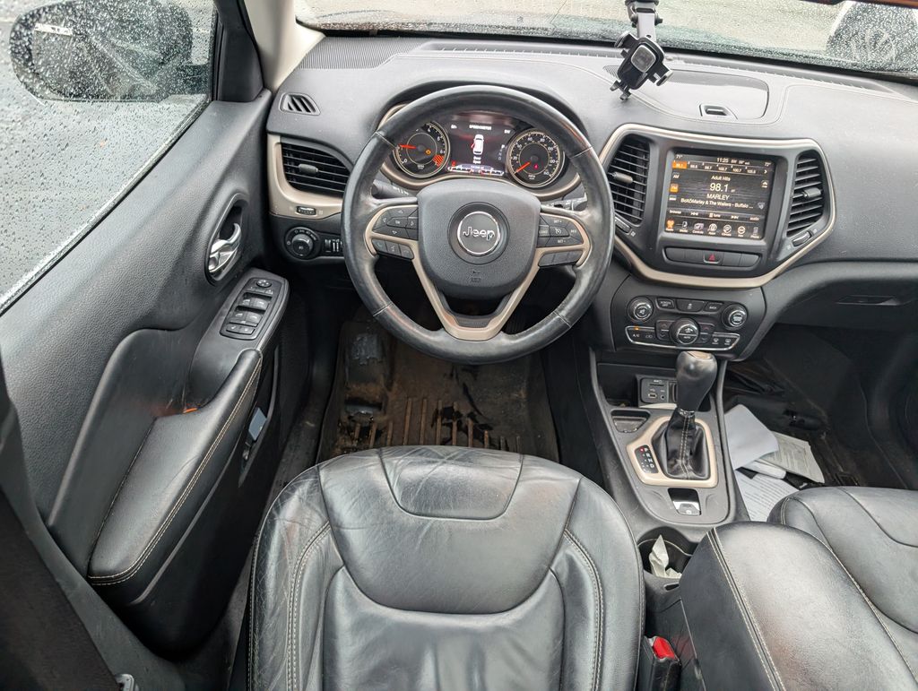 2015 Jeep Cherokee Limited photo 4