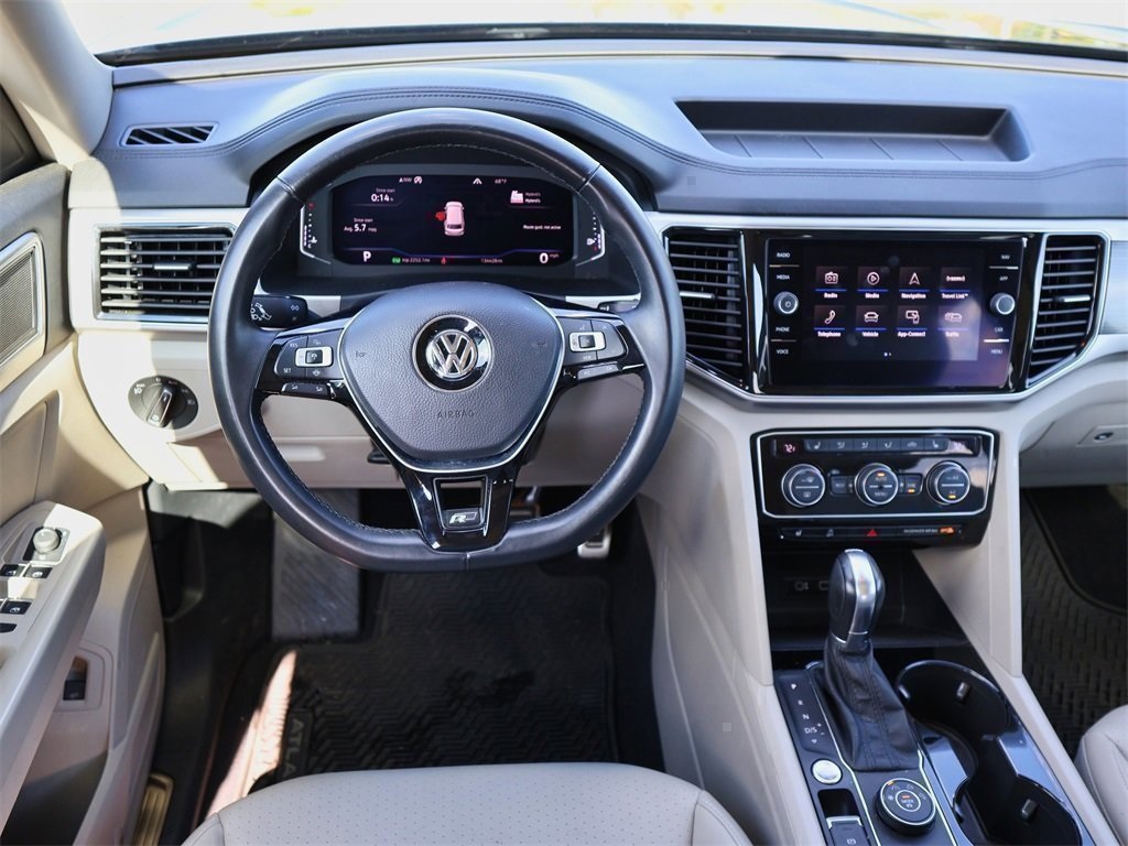 2019 Volkswagen Atlas V6 SEL R-Line photo 18