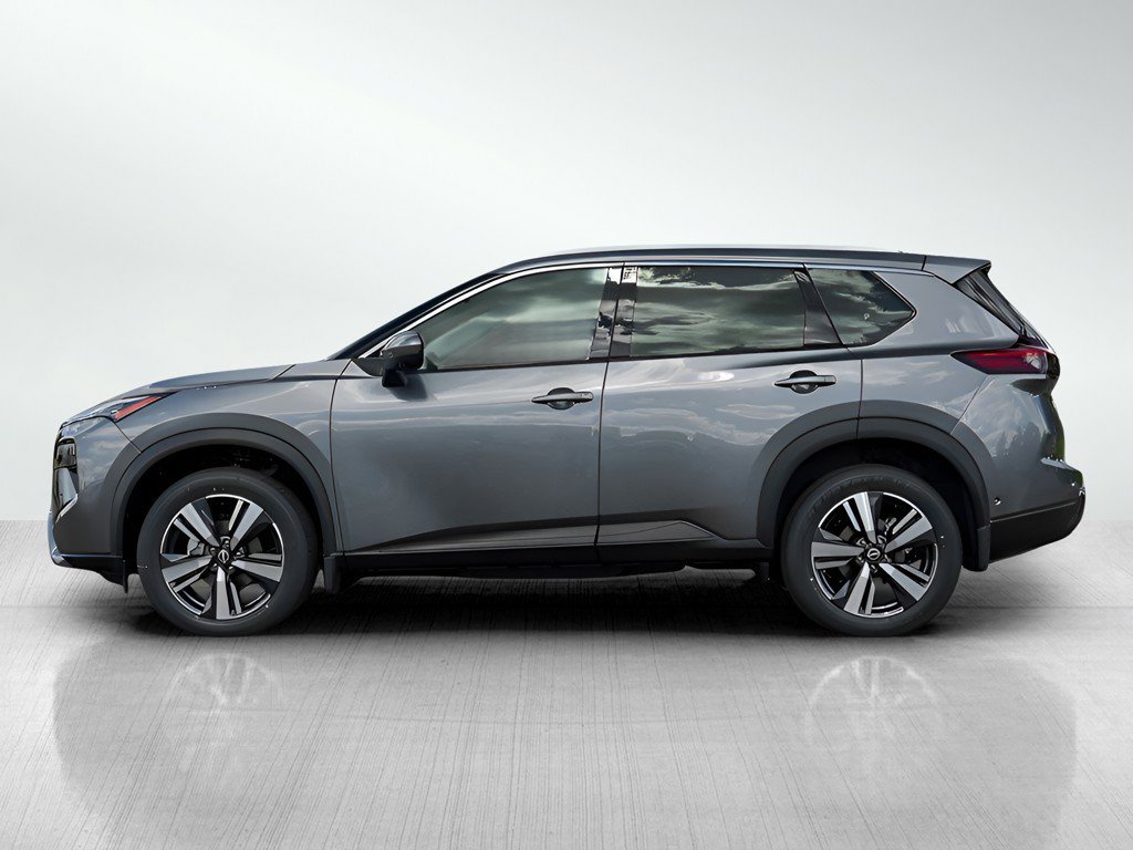 2025 Nissan Rogue SL photo 2