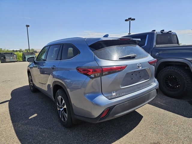 2022 Toyota Highlander XLE photo 7