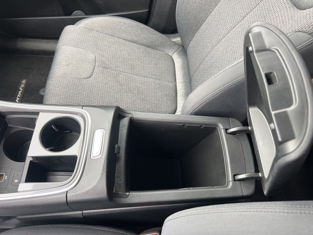 2022 Hyundai Santa Fe SEL photo 16
