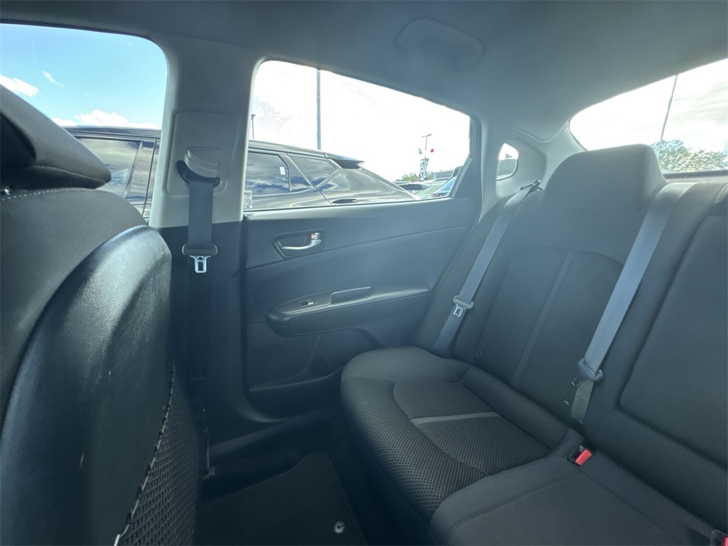 2019 Kia Optima LX photo 12