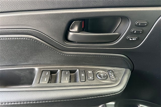 2025 Honda Odyssey EX-L photo 13