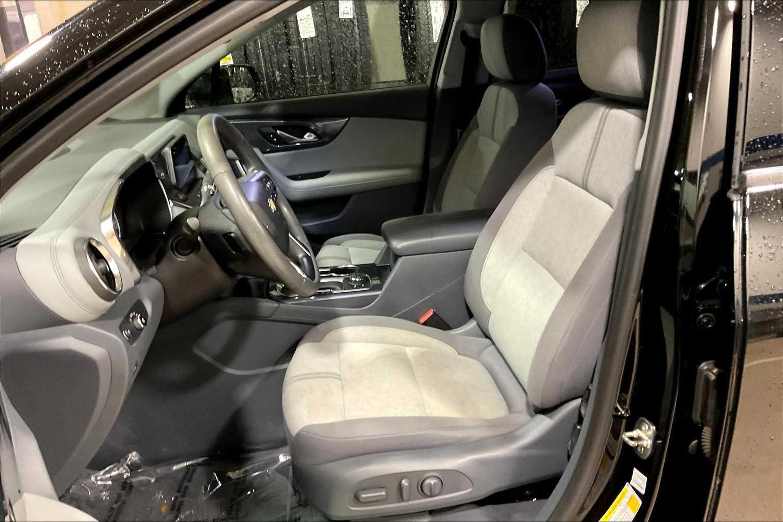 2021 Chevrolet Blazer 2LT photo 23