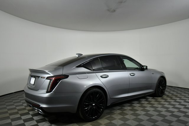 2024 Cadillac CT5 V photo 4
