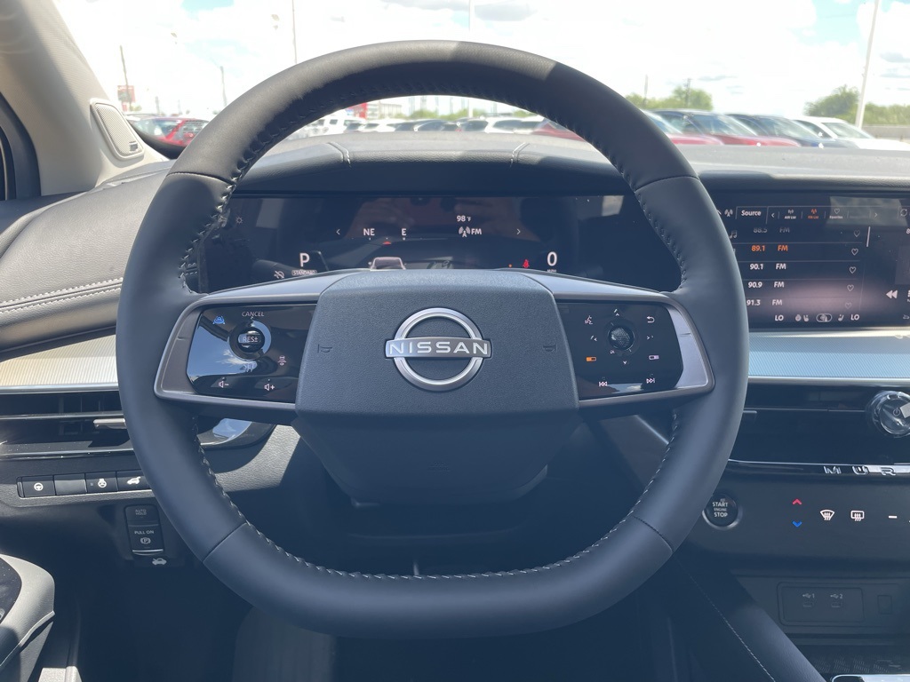 2025 Nissan Murano SL photo 7