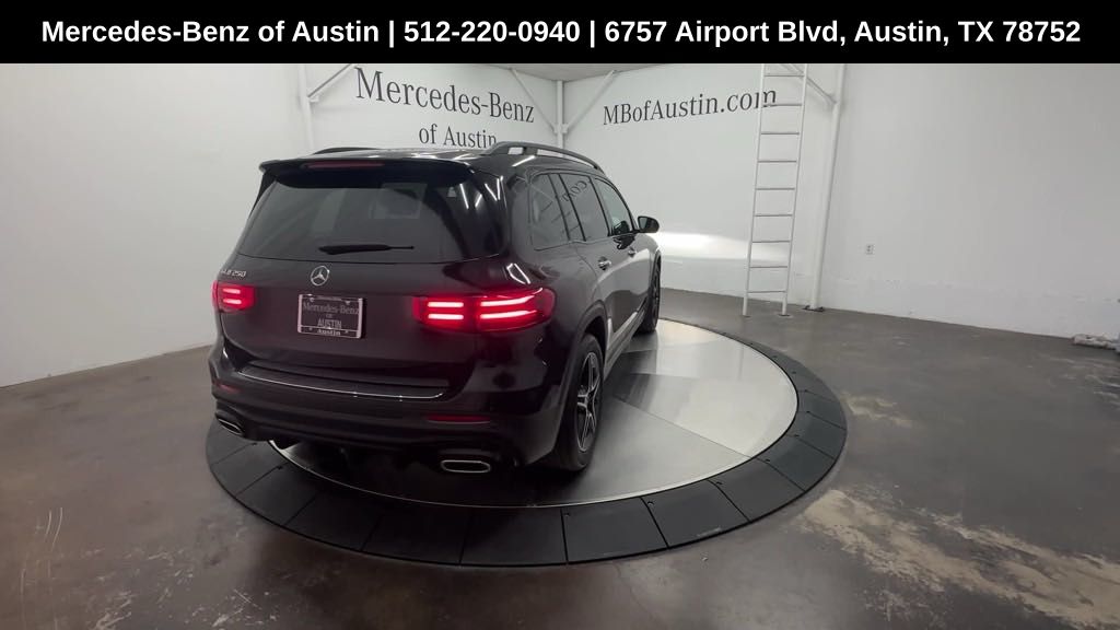 2024 Mercedes Benz GLB 250 photo 30