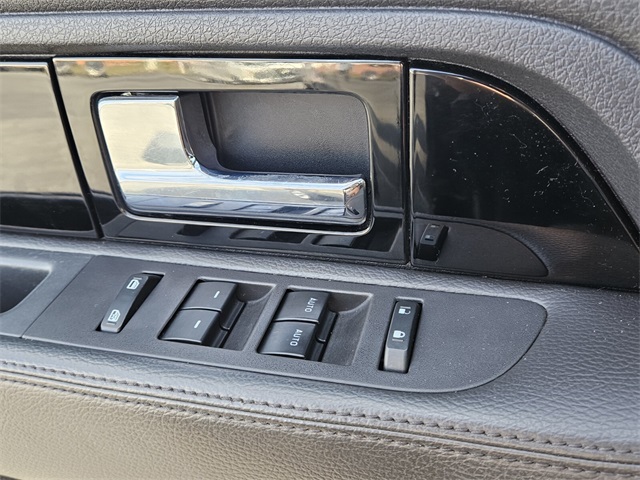 2014 Ford F-150 Limited photo 20