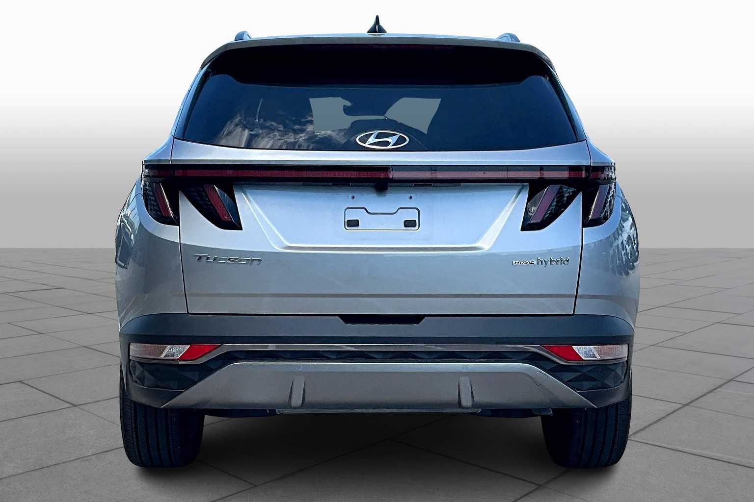 2024 Hyundai Tucson Hybrid Limited photo 3