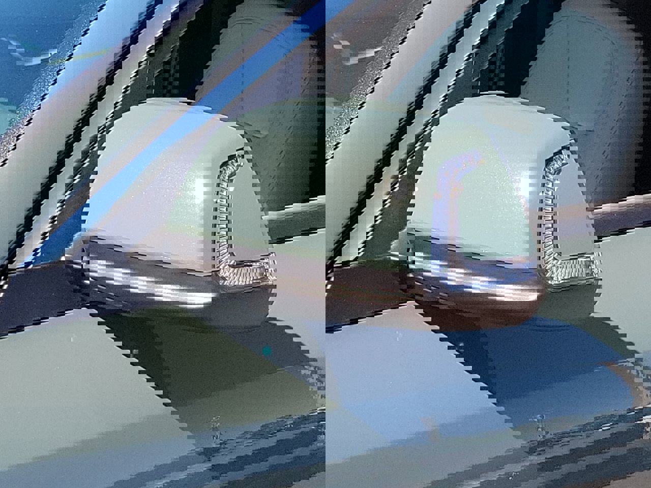 2025 Kia Niro EX photo 12