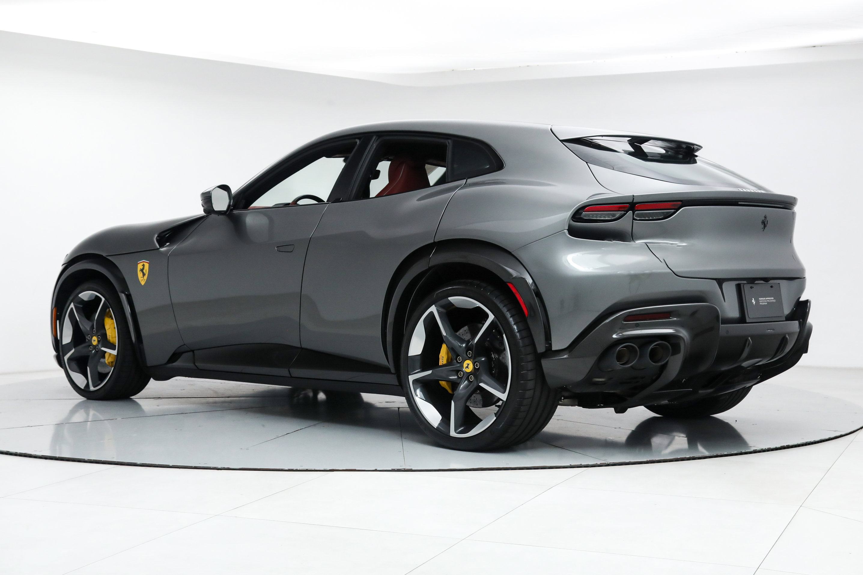 2024 Ferrari Purosangue photo 19