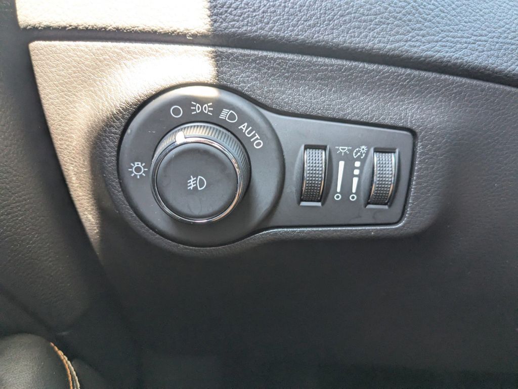 2020 Jeep Compass Latitude photo 23