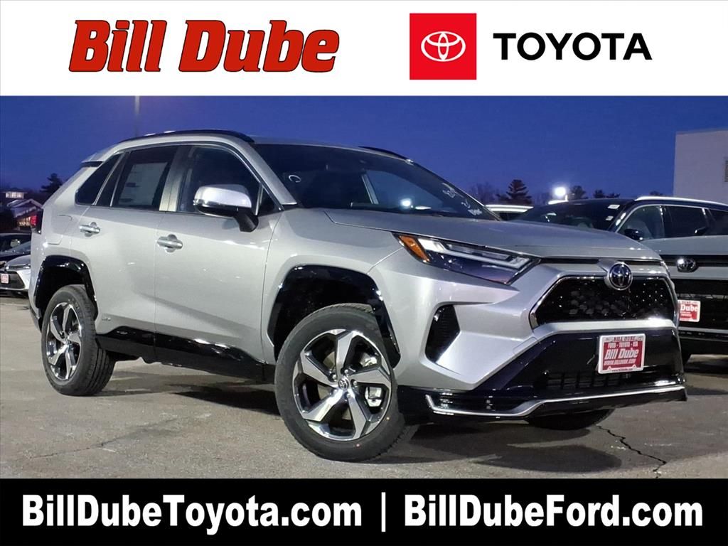 2025 Toyota RAV4 SE's photo