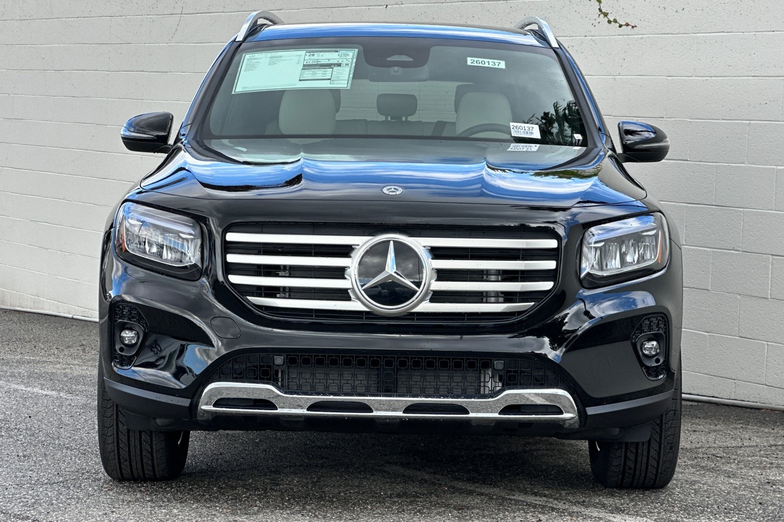2026 Mercedes Benz GLB 250 photo 2
