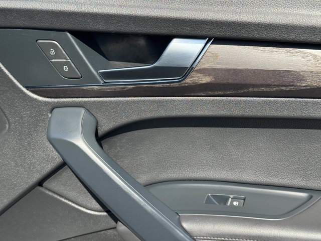 2020 Audi Q5 Premium Plus photo 15