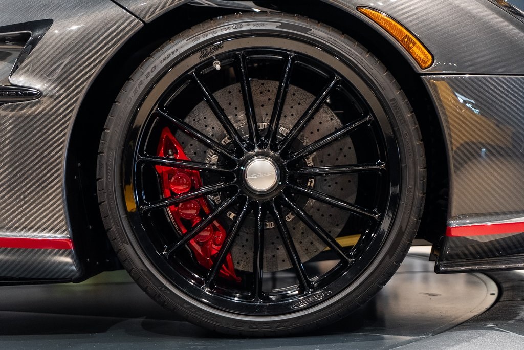 2017 Pagani Huayra photo 16