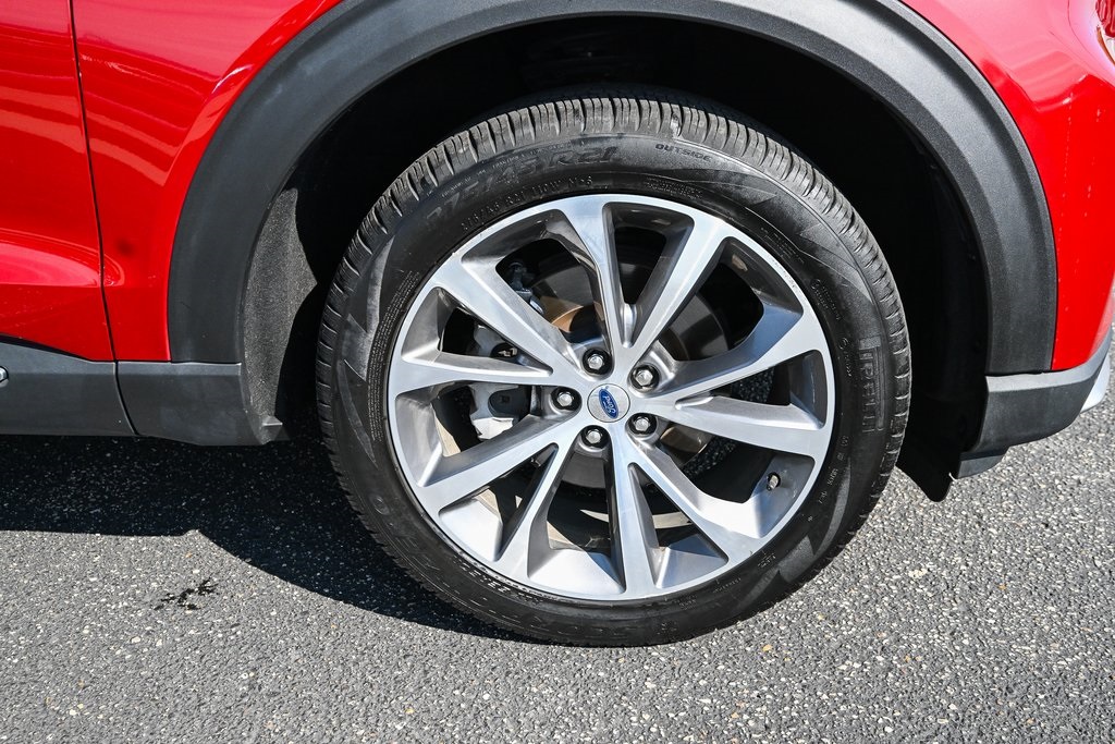 2025 Ford Explorer Platinum photo 14
