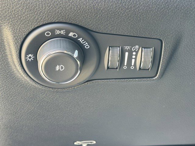 2025 Jeep Compass Latitude photo 9