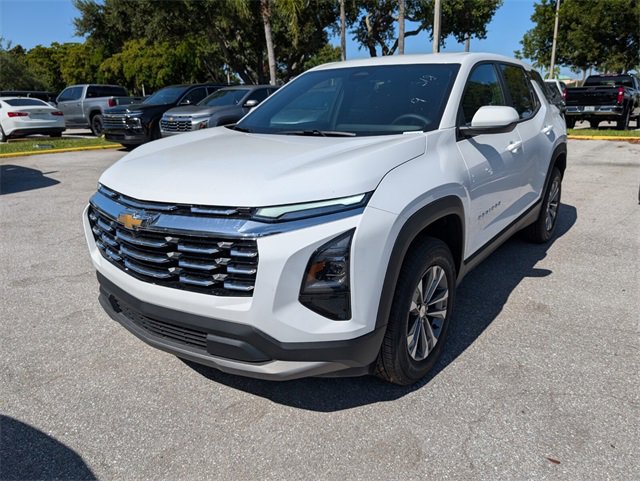 2026 Chevrolet Equinox LT photo 2