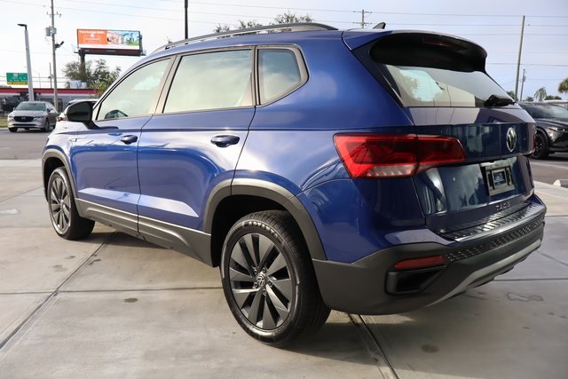 2023 Volkswagen Taos S photo 4