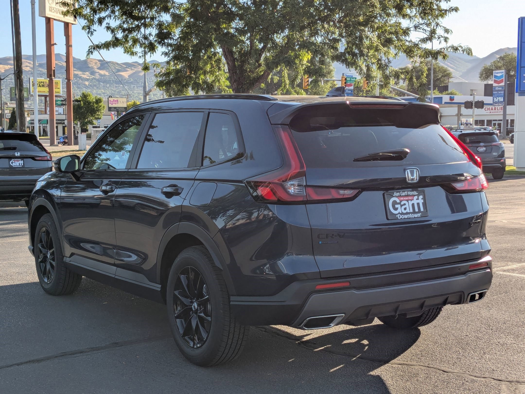 2026 Honda CR-V Hybrid Sport-L photo 3