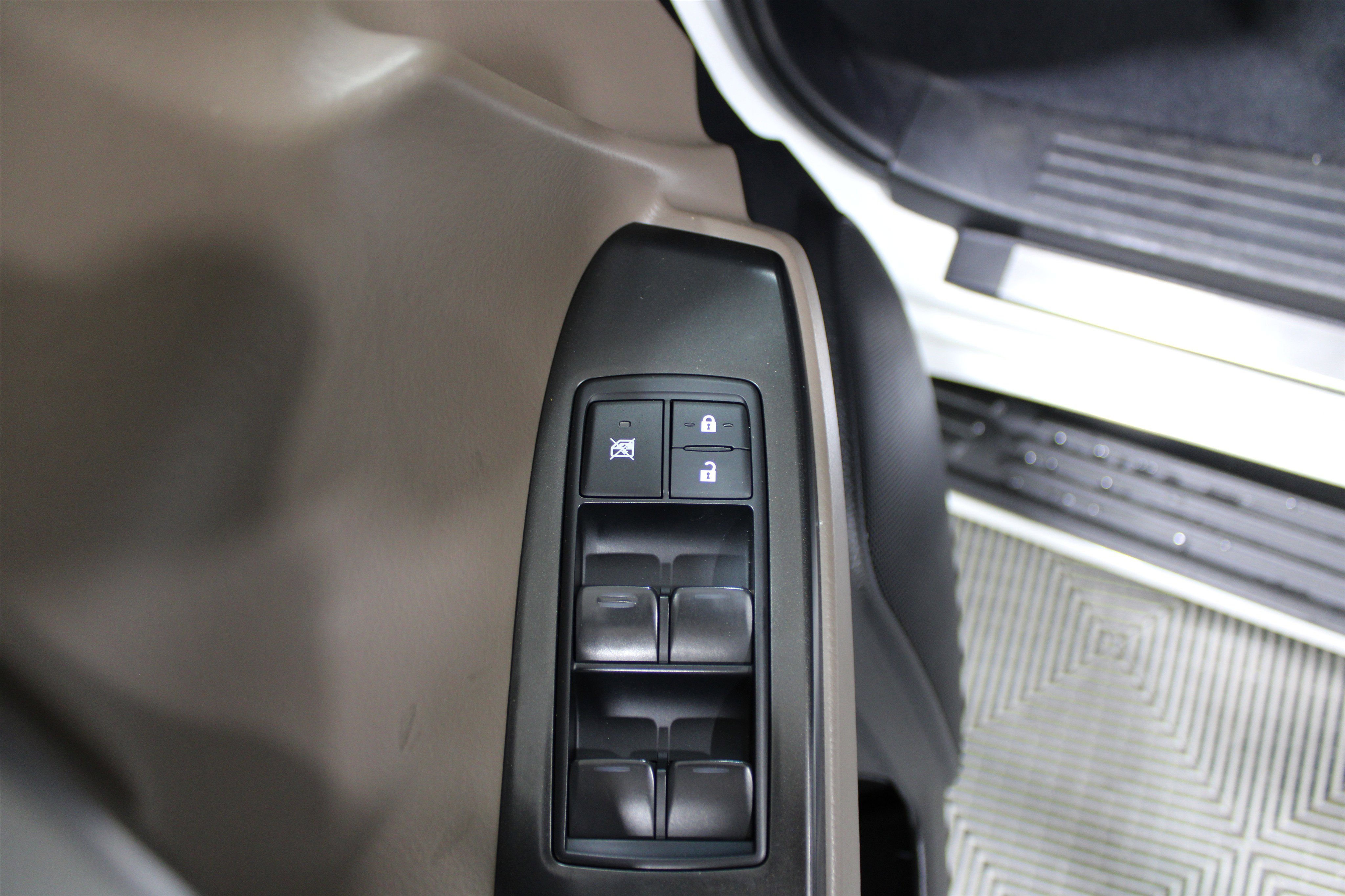 2023 Lexus GX 460 Premium photo 2