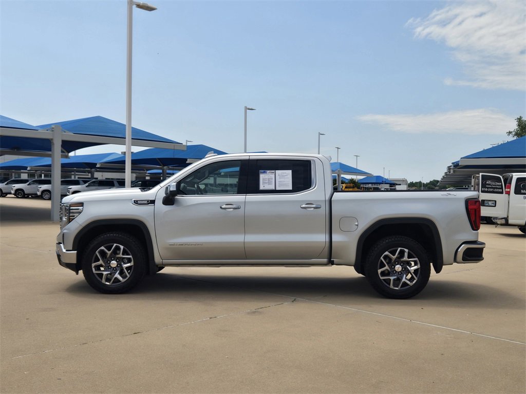 2022 Gmc Sierra 1500 SLT photo 3