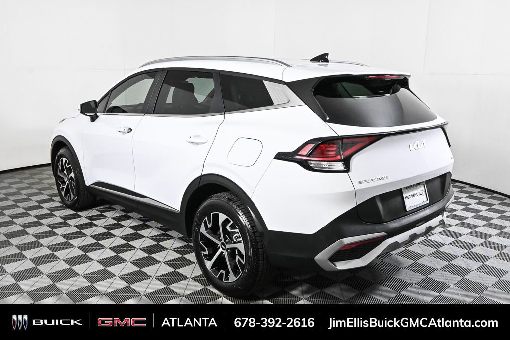 2023 Kia Sportage EX photo 2
