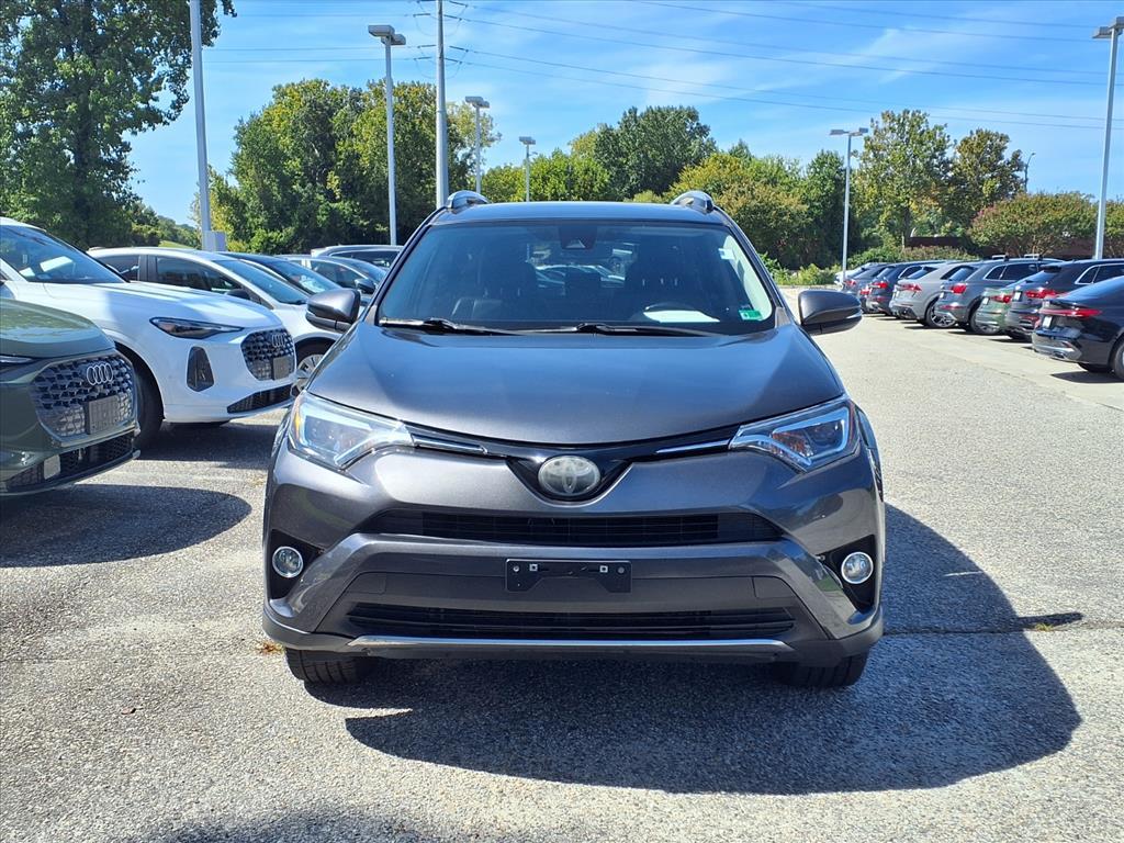 2018 Toyota RAV4 Limited photo 2