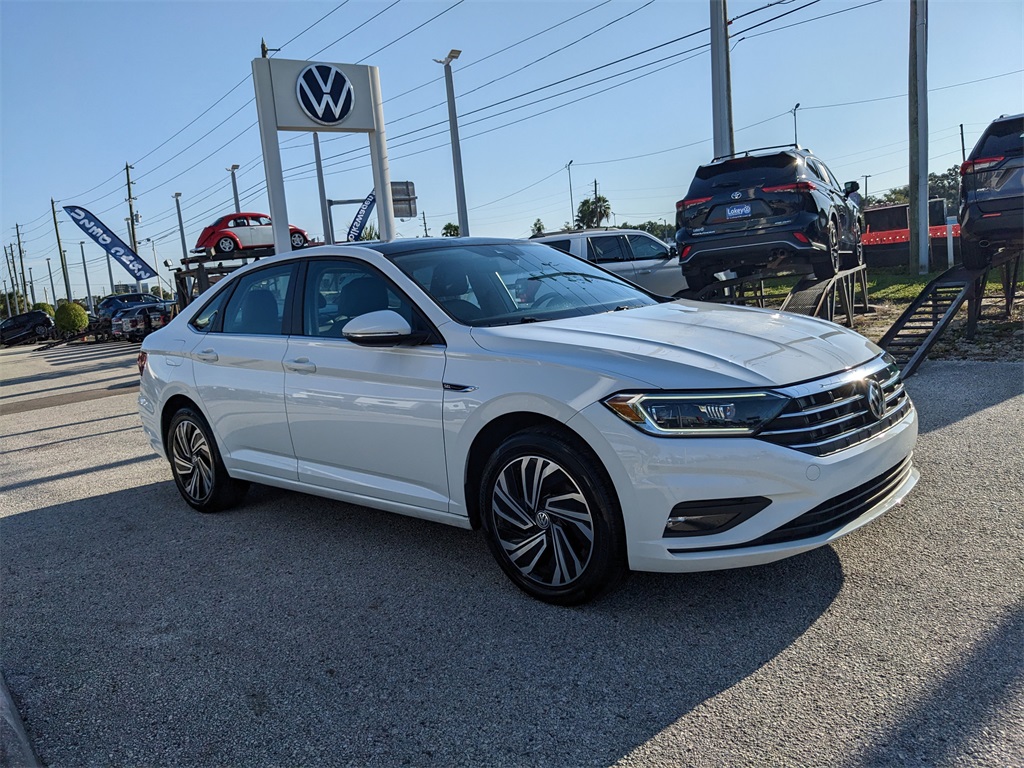 2020 Volkswagen Jetta SEL Premium photo 6
