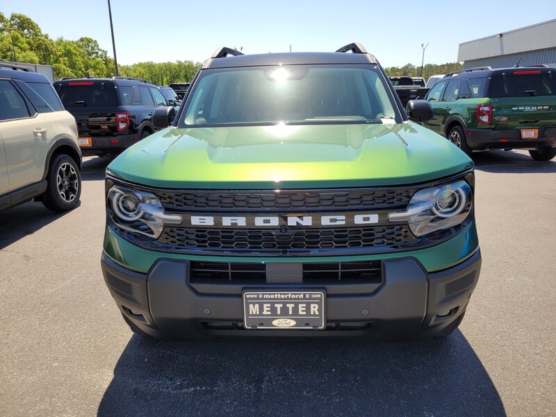 2025 Ford Bronco Sport Outer Banks photo 2