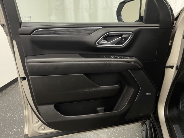 2021 Gmc Yukon SLT photo 9