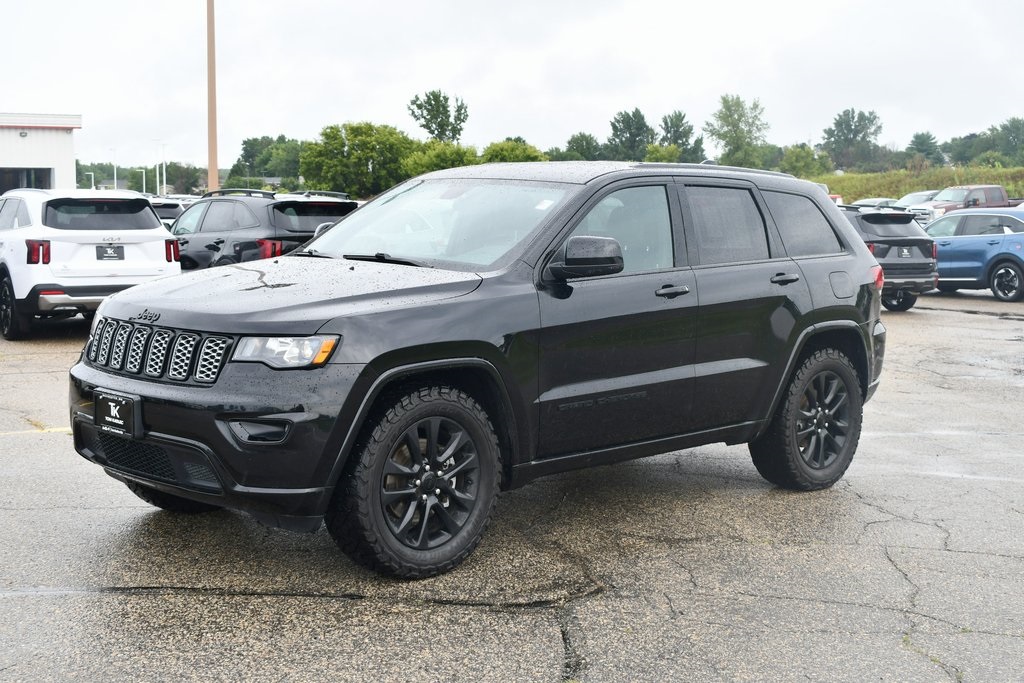 Used 2021 Jeep Grand Cherokee Laredo X with VIN 1C4RJFAG6MC794218 for sale in Rochester, Minnesota