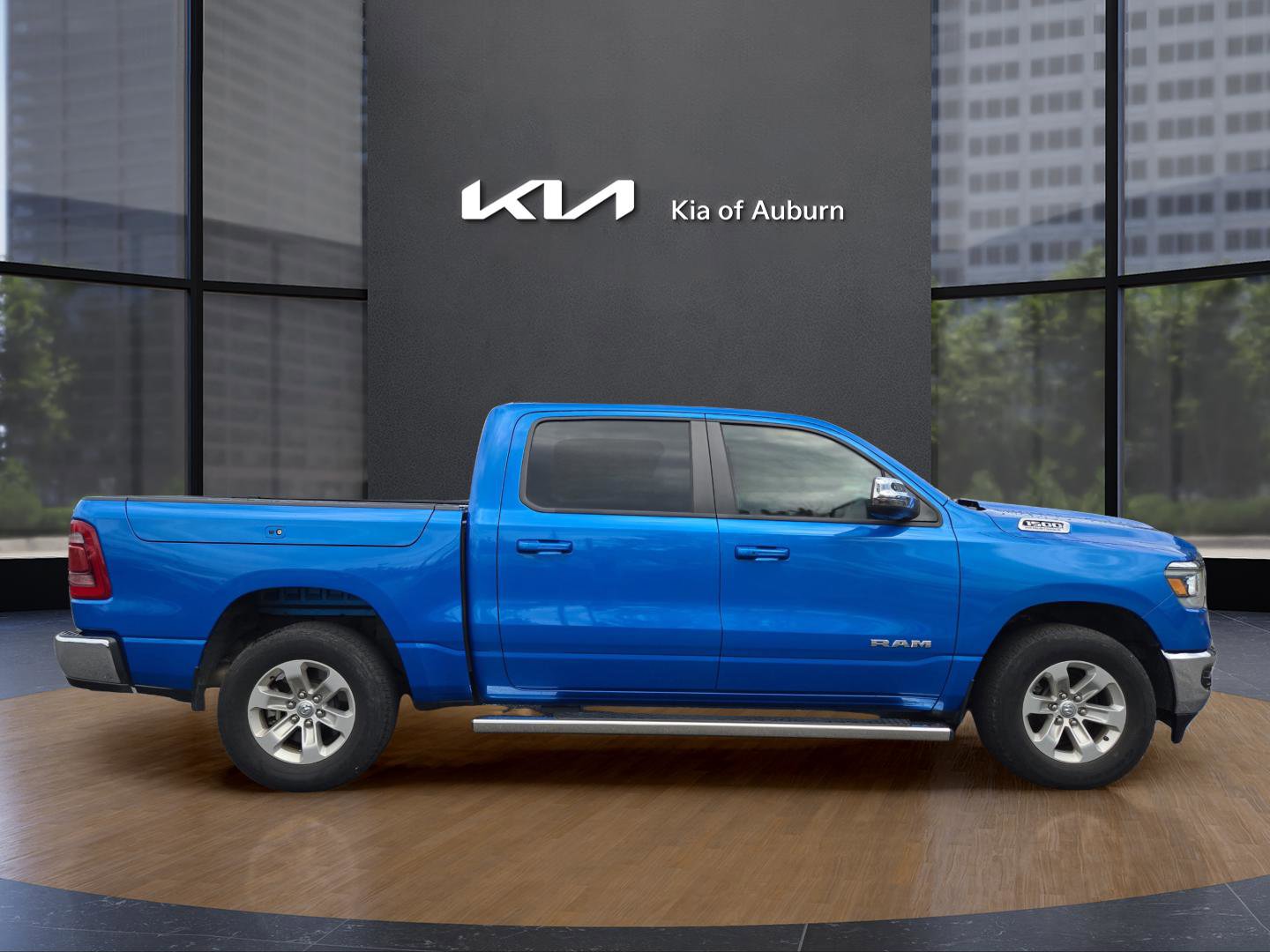 2023 Ram 1500 Laramie photo 5