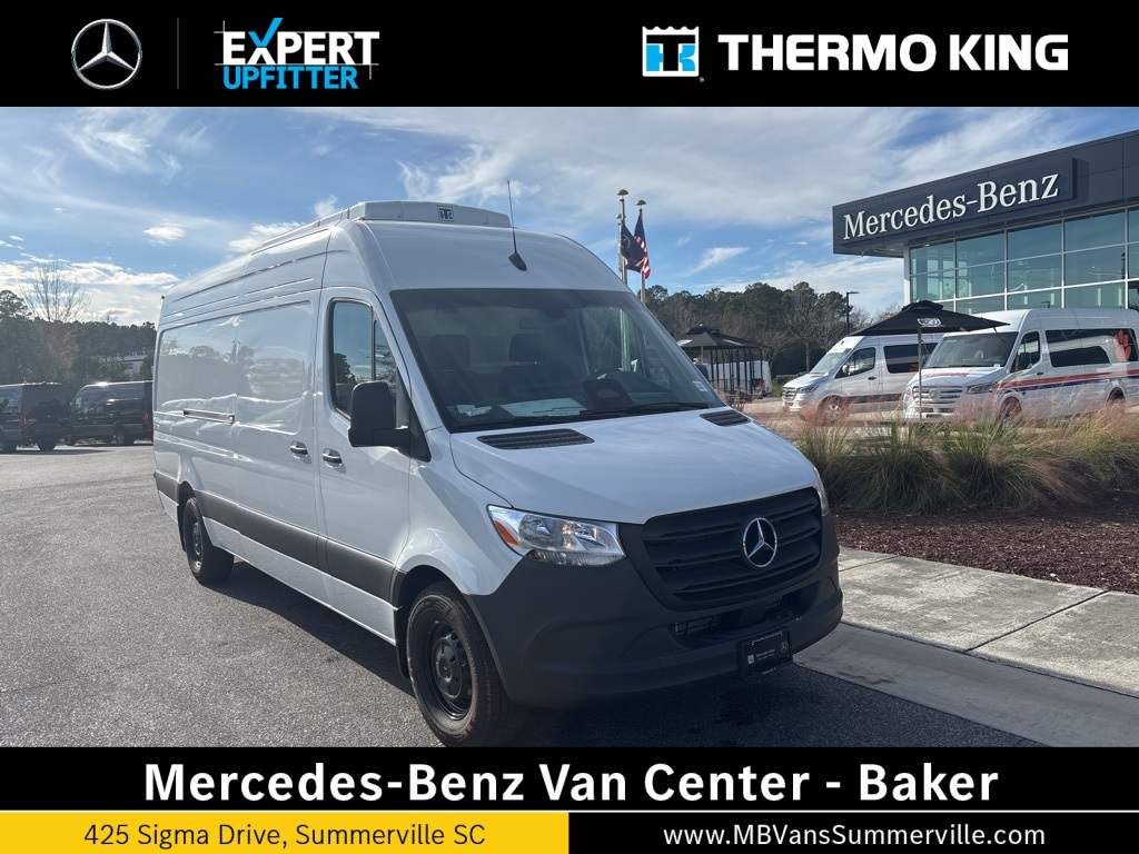 2026 Mercedes-Benz Sprinter Cargo Van 2500's photo