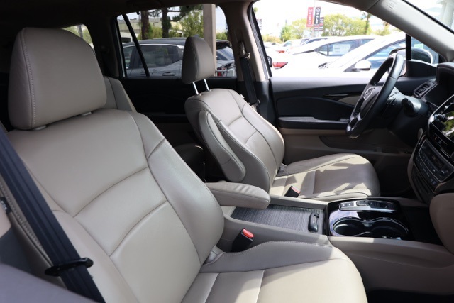 2019 Honda Pilot Touring photo 20