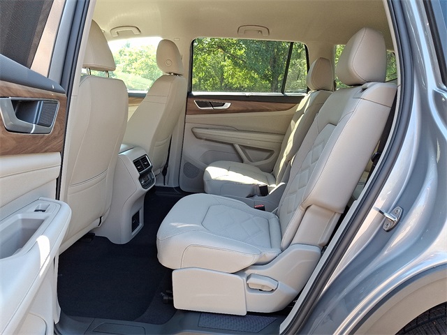 2026 Volkswagen Atlas SE Technology photo 4