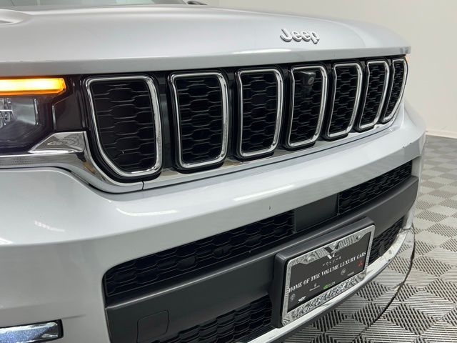 2024 Jeep Grand Cherokee Limited photo 4