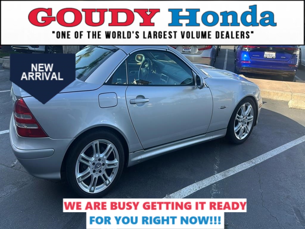 2004 Mercedes Benz SLK 230 Kompressor photo 2