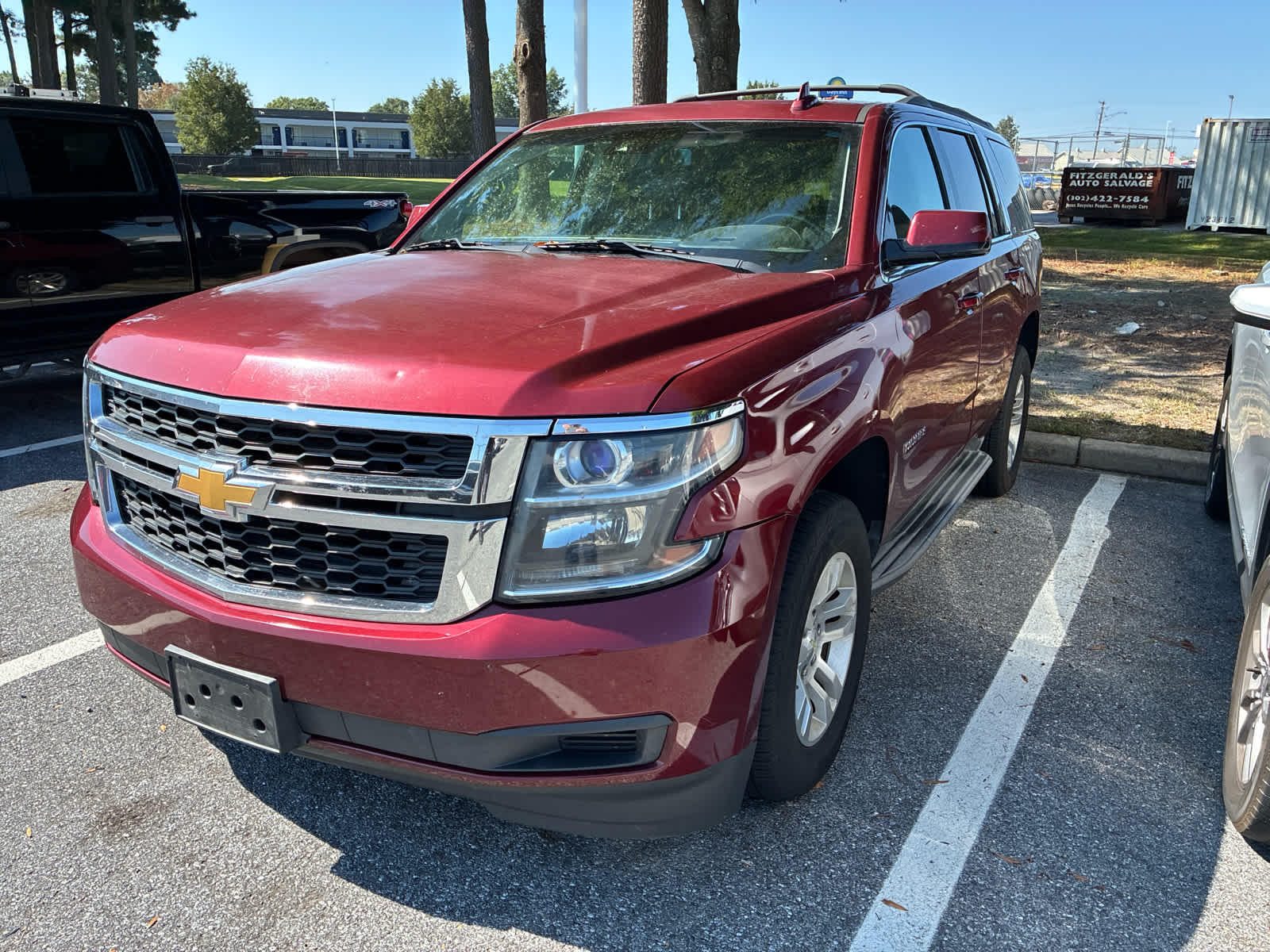 2016 Chevrolet Tahoe LT photo 2